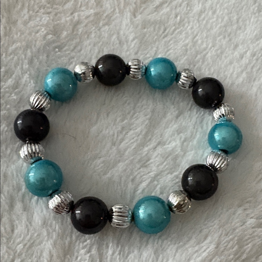 Turquoise and Black Beaded Bracelet with Silver Accents